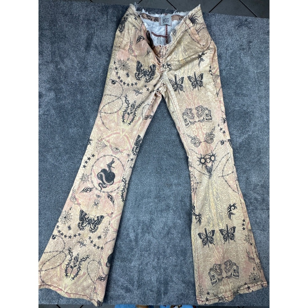 Vintage BDG Urban‎ Outfitters Tattoo Print V Flare Pants Y2K Grunge Size 27 - Picture 3 of 15